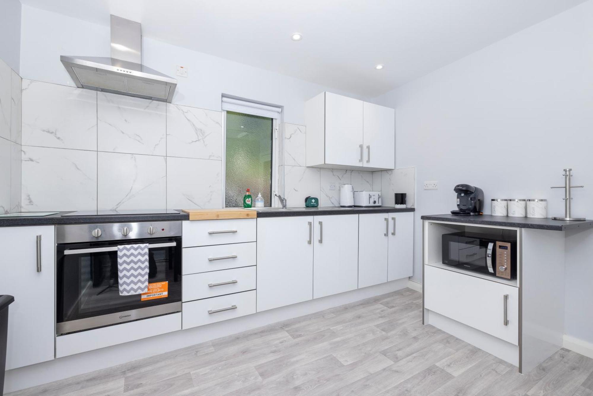 Modern 2 Bed Apartment Enniskillen Dış mekan fotoğraf