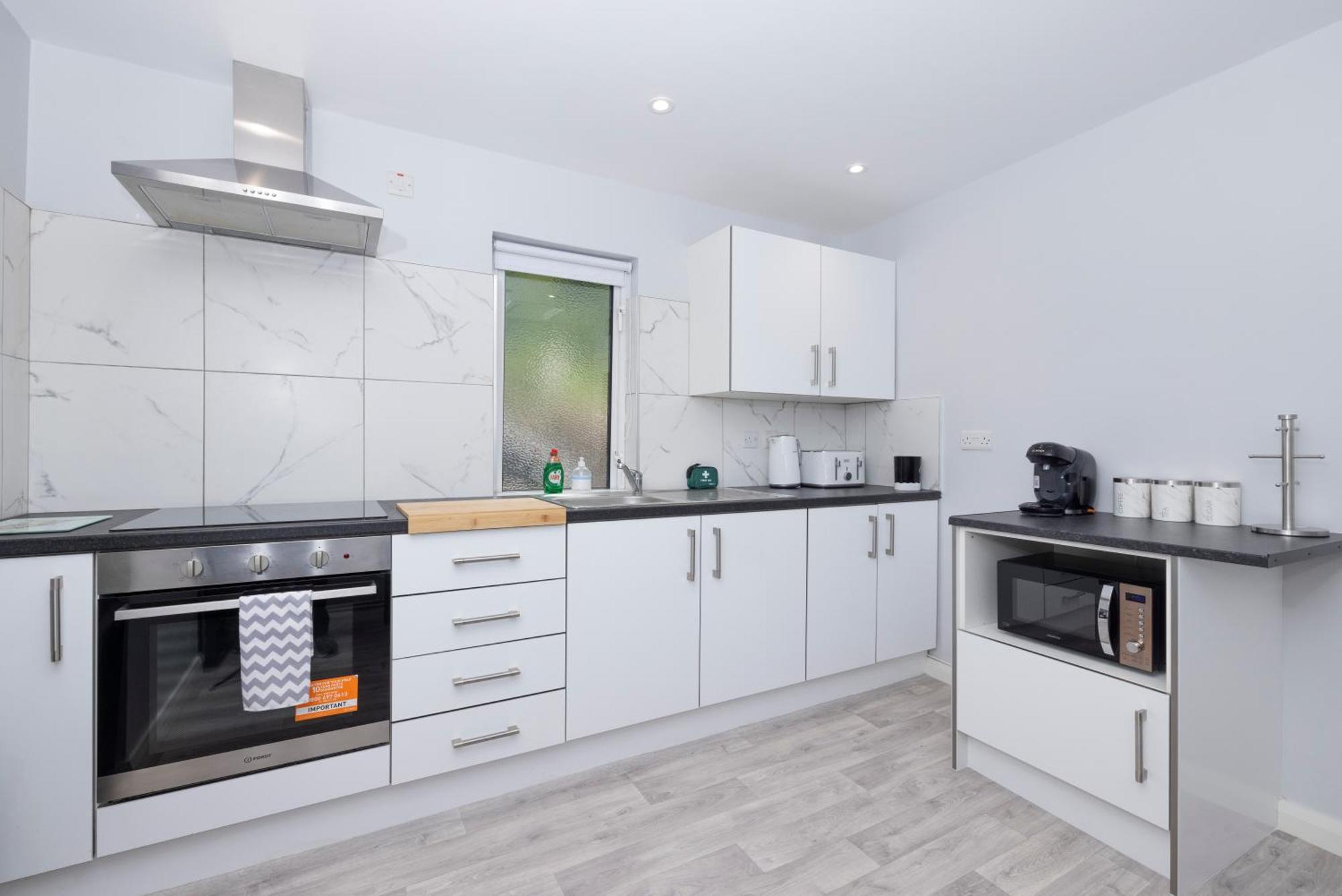 Modern 2 Bed Apartment Enniskillen Dış mekan fotoğraf