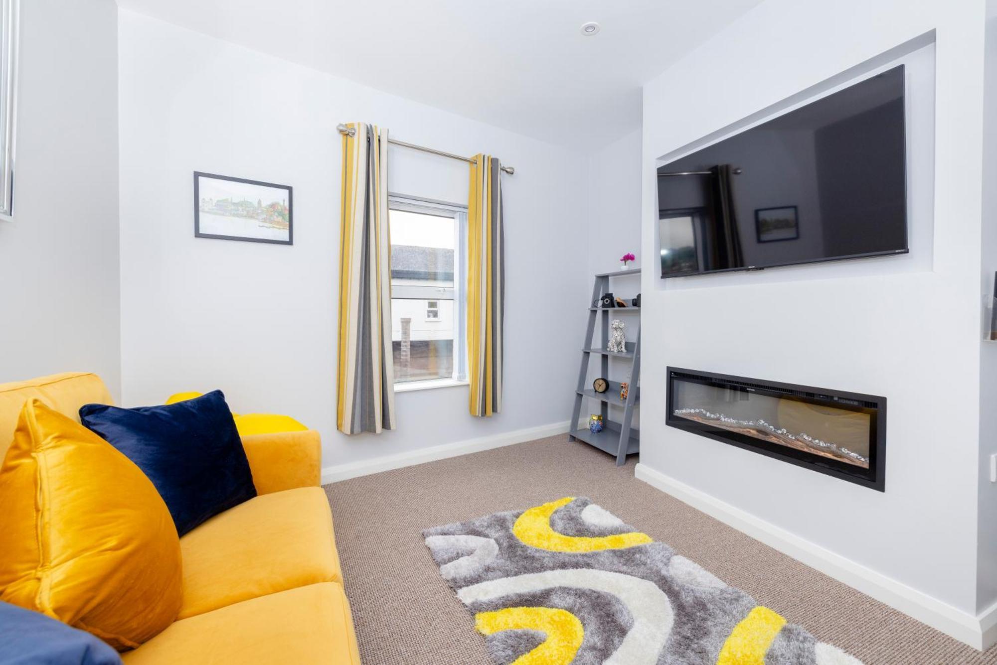 Modern 2 Bed Apartment Enniskillen Dış mekan fotoğraf