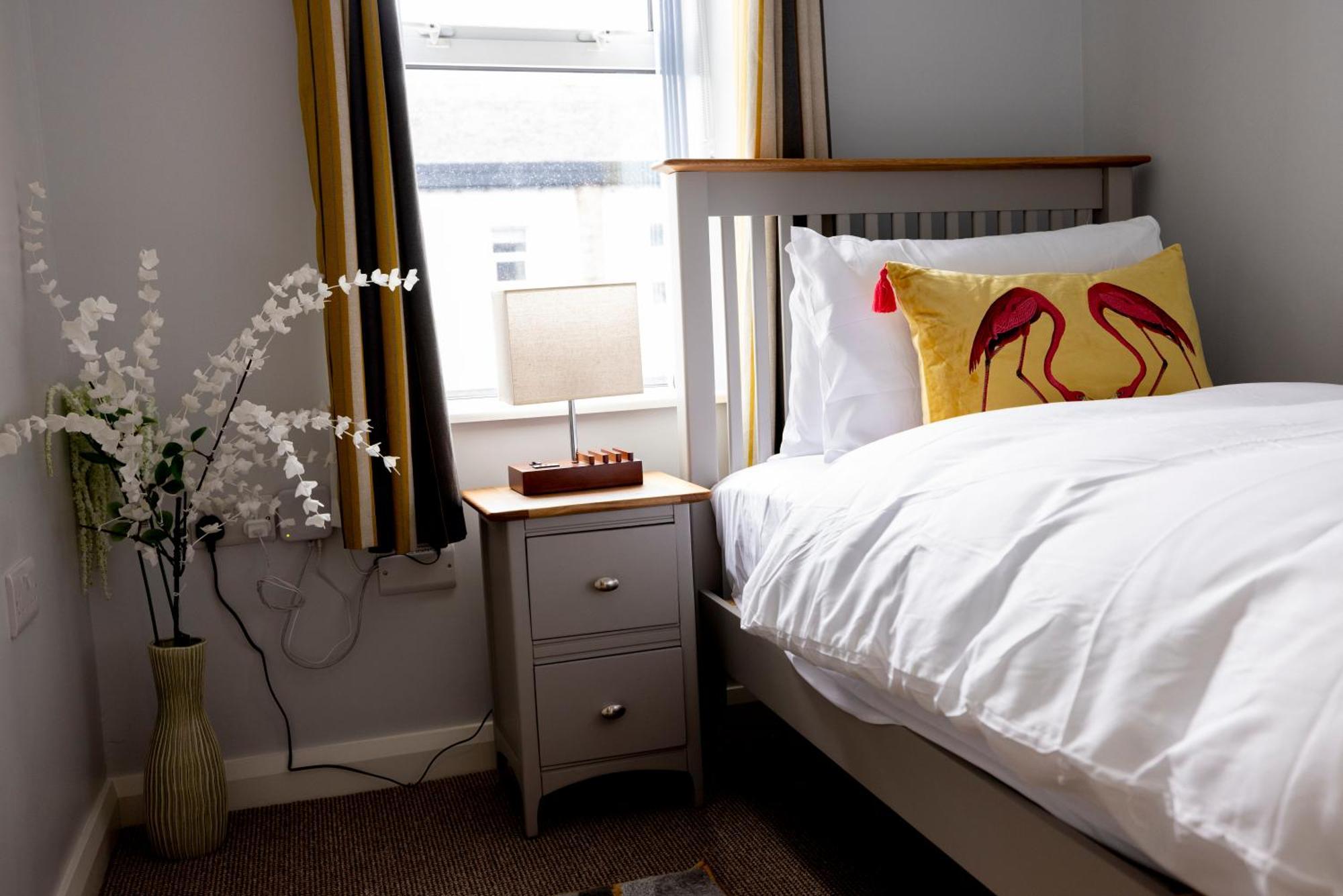 Modern 2 Bed Apartment Enniskillen Dış mekan fotoğraf